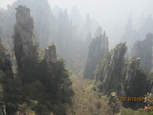 张家界奇峰林立美景