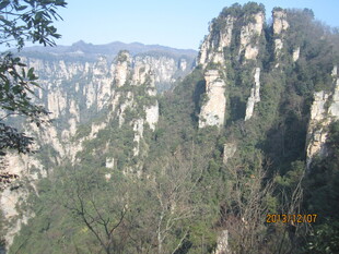 壮丽奇峰景观