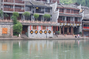 湘西凤凰古城临水建筑