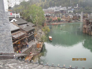 湘西凤凰古城河畔美景