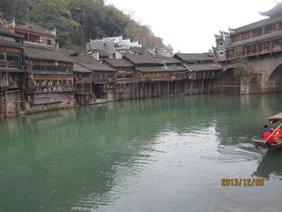 湘西凤凰古城水上风光