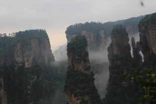 张家界奇峰云海景观