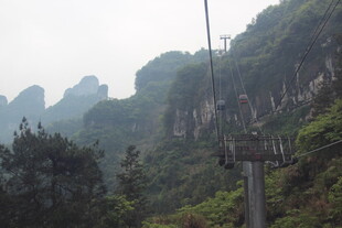山间秀丽景致