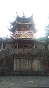 古雅中式塔楼建筑景观