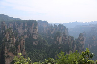 壮丽奇峰景观