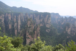 张家界奇峰峻岭壮丽景观