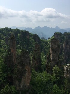 张家界奇峰峻岭壮丽景观