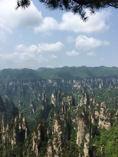 壮丽奇峰景观