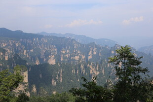 壮丽山峰景观