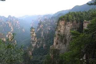 壮丽张家界奇峰景观