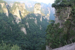 壮丽张家界奇峰景观
