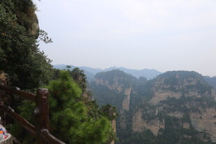 壮丽山间景色