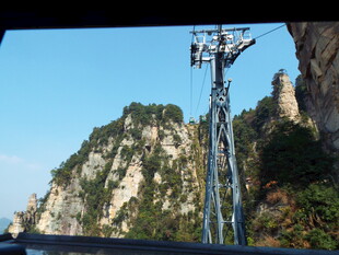 山间索道设施