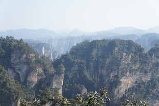 壮丽群山景观