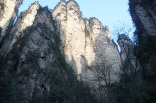 壮丽奇峰景观
