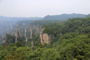 张家界奇峰异石山林景观