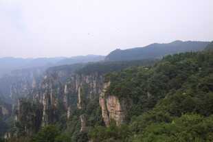 张家界奇峰林立壮美景观