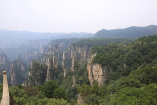 张家界奇峰峻岭美景