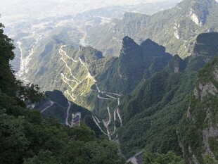 壮丽群山风景