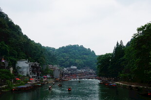 山水间的如画水乡风光