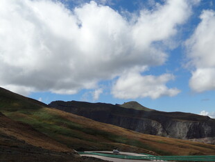 山间公路美景
