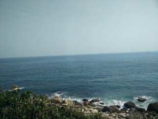 海边景致 岩石与辽阔大海