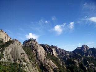 壮丽巍峨的高山景观