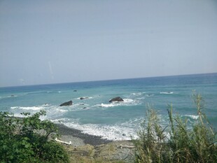 海边景致 海浪拍击岩石