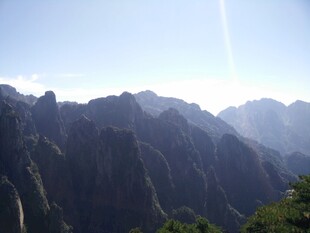壮丽群山美景