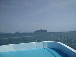 海上游艇甲板风景