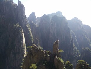 壮丽奇峰景观