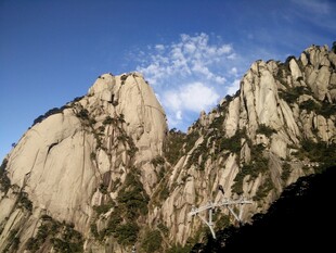 巍峨壮丽的高山景观