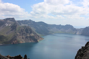 壮丽长白山天池美景