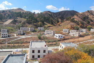 山间村落景致