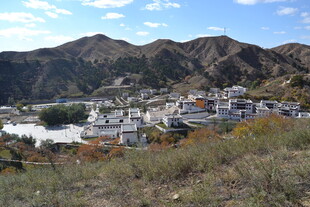 山间村落美景