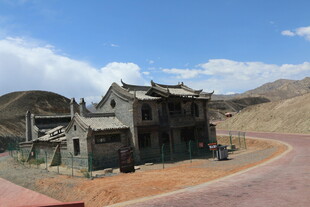 荒漠中的古老建筑