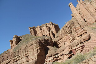 壮丽丹霞地貌山峰景观