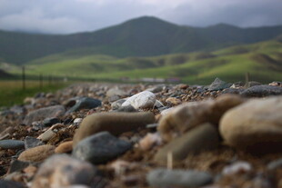 山间碎石路 自然景致