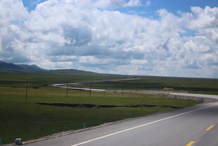草原公路风景