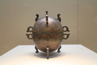 古代青铜球形器物