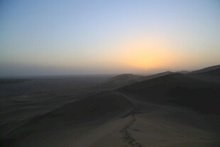 沙漠落日美景