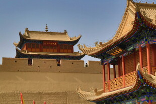 古老城楼尽显中式建筑之美