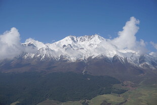 雪山美景