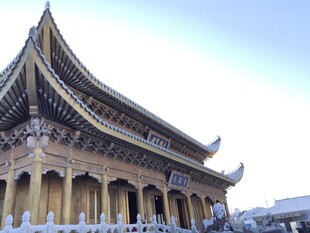 中式古建筑屋顶特写