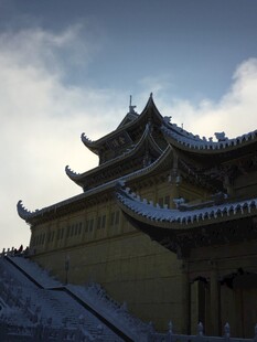 中式古建筑屋顶特写