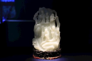 发光水晶摆件 神秘又精美