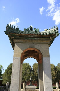 中式古典拱门建筑景观