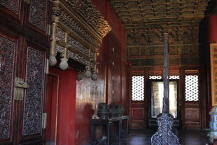 中式古建筑内景