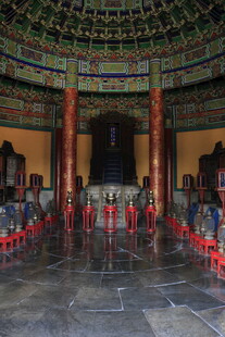 天坛内部景观 红围栏环绕