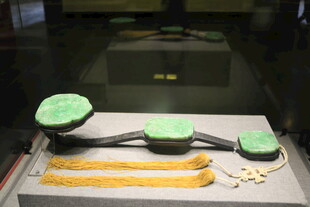 古代玉器与金饰展示